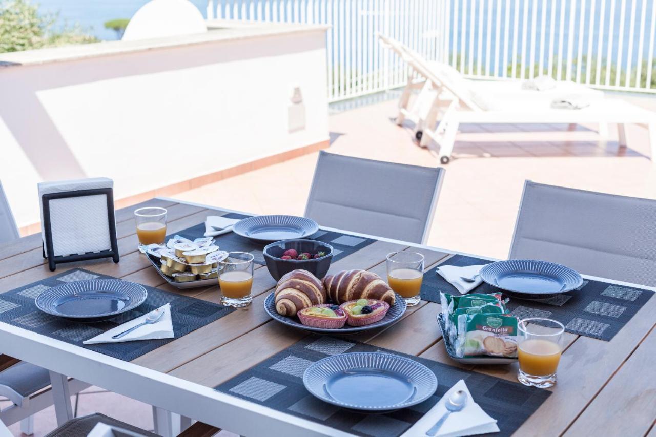 La Terrazza Sul Golfo Villa Sorrento Eksteriør billede