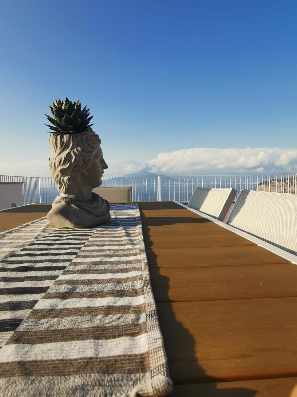 La Terrazza Sul Golfo Villa Sorrento Eksteriør billede